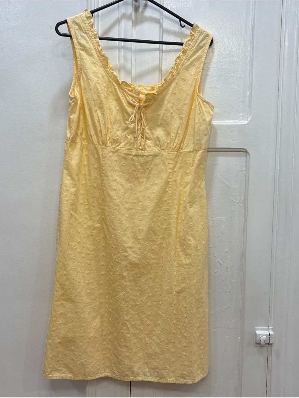 VTG butter-yellow Faded Glory eyelet Dress lace-up bodice ruffled neckline sz 10